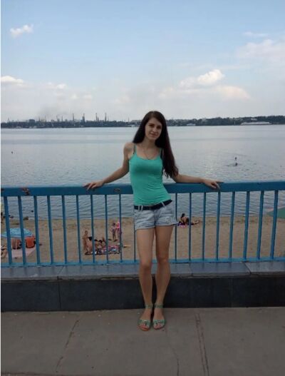 ,   Lenka, 30 ,   ,   