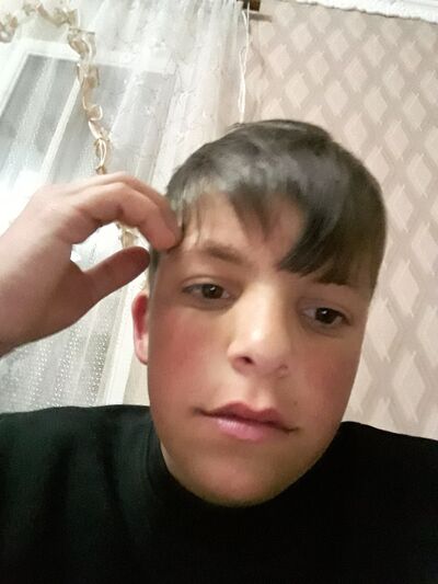  ,   Albert, 28 ,   ,   