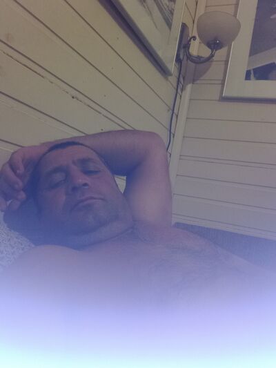  ,   Rustam, 47 ,   ,   , c , 