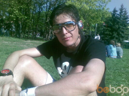  ,   Don Munis, 39 ,     , c 
