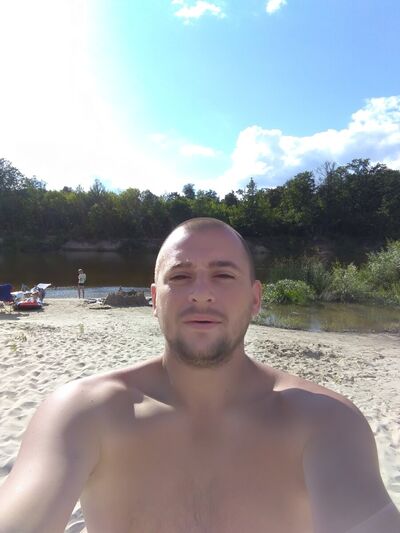  ,   Aleks, 36 ,   