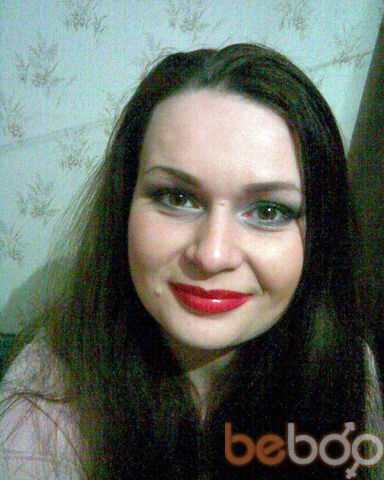  ,   Lady Queen, 42 ,   ,   , c 