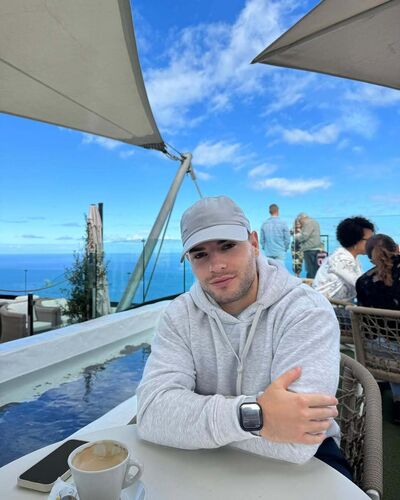  ,   Georgy, 31 ,   ,   