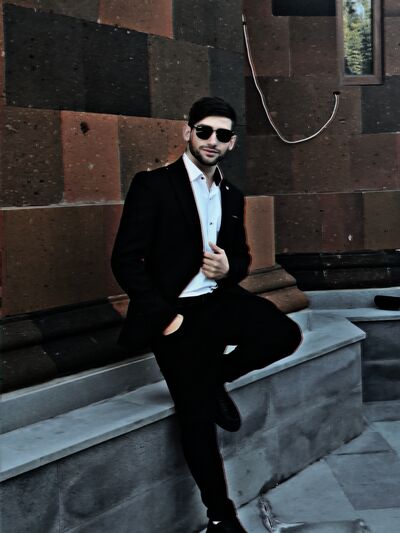  ,   Hayk, 28 ,   ,   , c , 