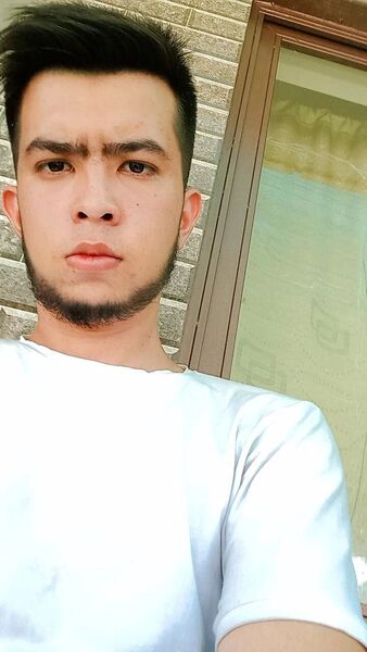  -,   Ali, 22 ,   ,   