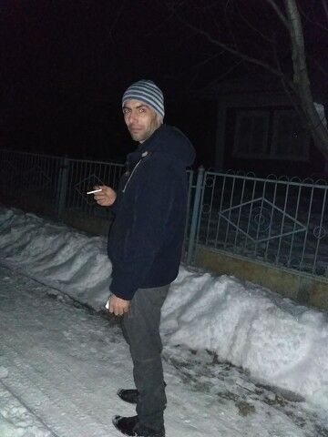  ,   Igor, 39 ,  