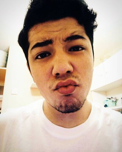  ,   Firuz, 32 ,  