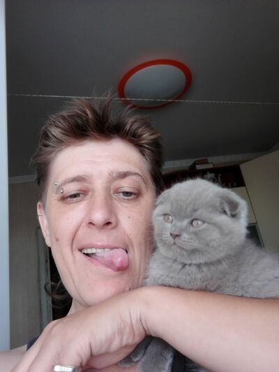  ,   Marina, 43 ,   ,   , c , 