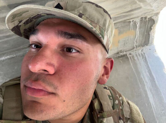  ,   Micheal V, 32 ,   ,   