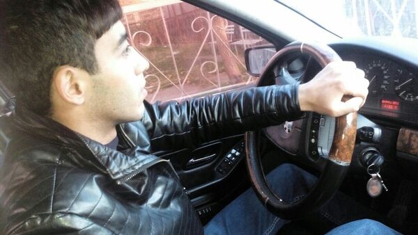 ,   Artur, 32 ,   ,   , c 