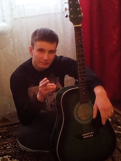  ,   Anatolii, 32 ,   ,   , c 
