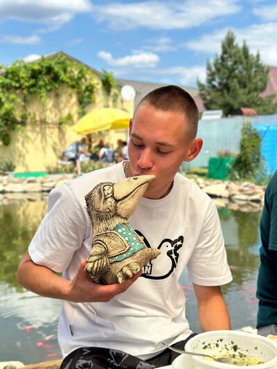  --,   Kirill, 22 ,   ,   