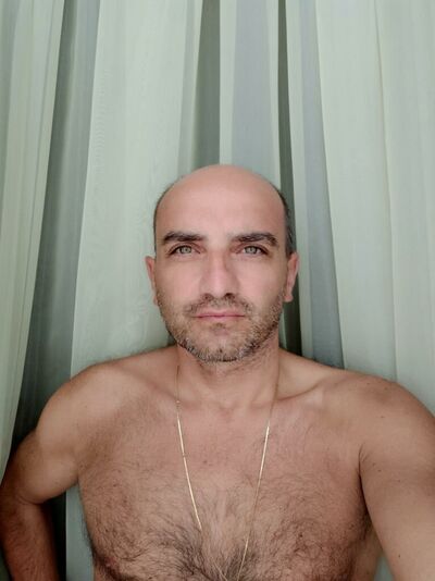 ,   Lasha, 37 ,   ,   , c 