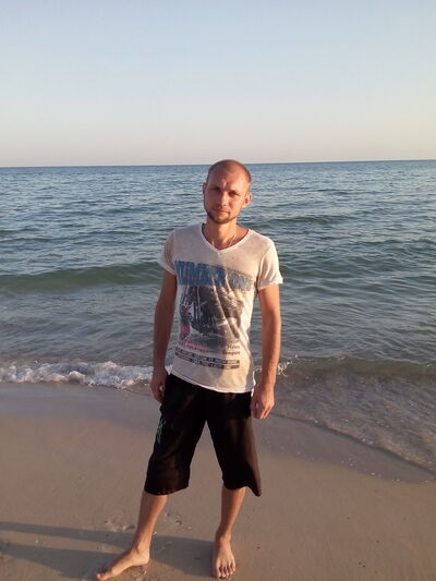  ,   Vlad, 36 ,   