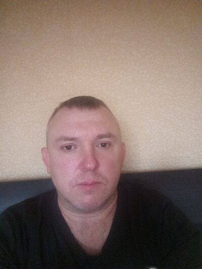  ,   Aleks, 42 ,   ,   