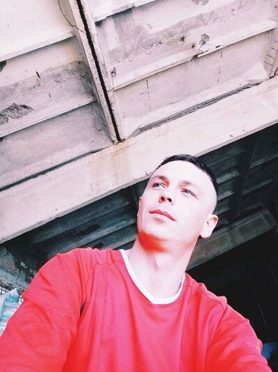  ,   Anatoly, 30 ,   c , 