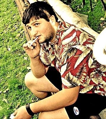  ,   Levani, 33 ,  