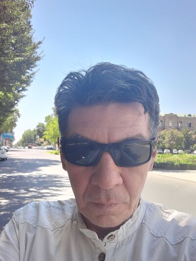  ,   Rinat, 52 ,   ,   