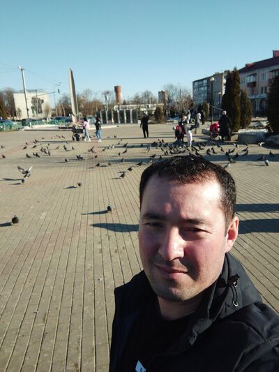  ,   Bek kakand, 31 ,   ,   