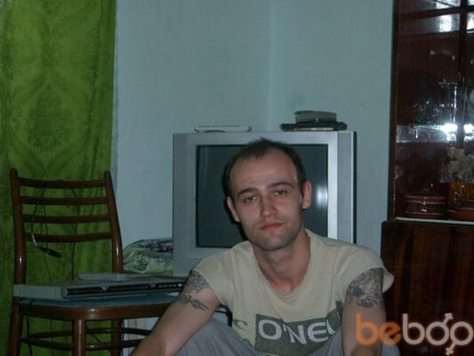  ,   Vlad, 39 ,  