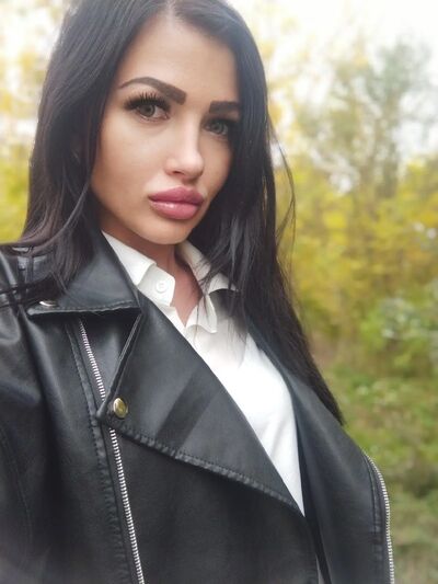  ,   Marina, 36 ,   