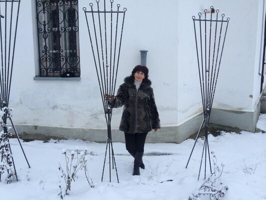  ,   Nataliya, 64 ,   c 