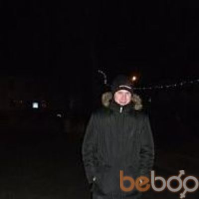  ,   Viktor, 31 ,   