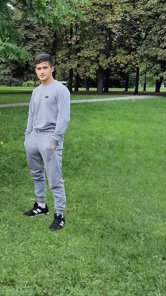 ,   Alex, 25 ,   ,   , c 