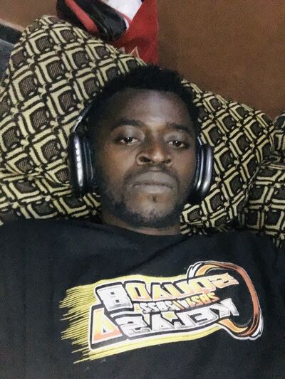  Lagos,   Michael, 29 ,     , c 