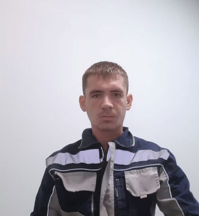  ,   Igor, 33 ,   c 