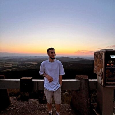  Praha,   Bogdan, 19 ,   ,   