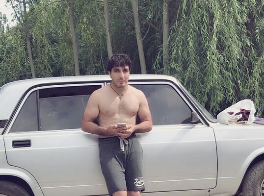  ,   Seroj, 28 ,   ,   