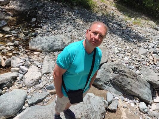  ,   Alex, 52 ,   ,   