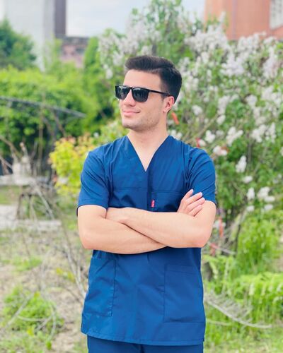  ,   Inam, 25 ,   ,   , c , 