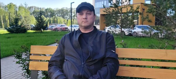  ,   Anatoliy, 47 ,   ,   , c 