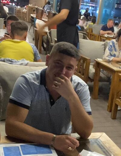  ,   Rafael, 30 ,   ,   