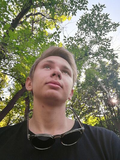  ,   Denis, 25 ,   ,   , c , 