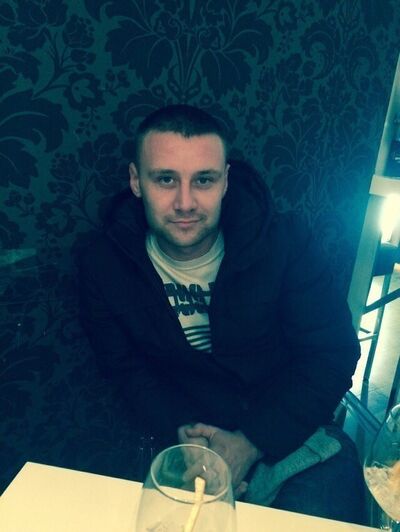  ,   Viktor, 36 ,   ,   , c 
