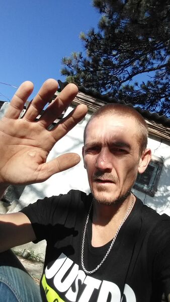  ,   Vito, 45 ,   ,   
