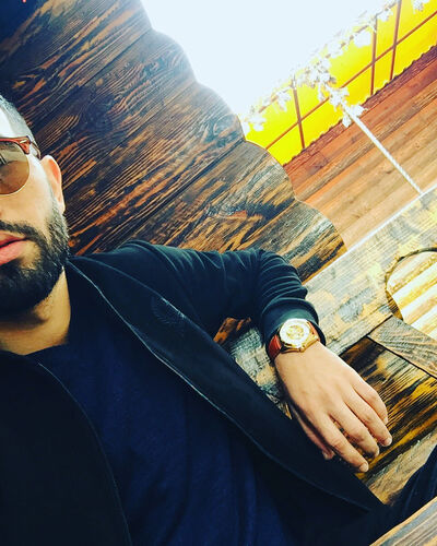  ,   Vahag, 31 ,  
