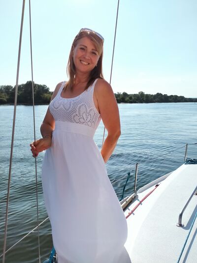  Kerkrade,   , 53 ,   c , 