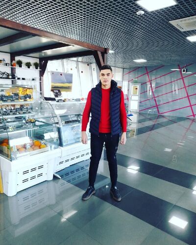  ,   Mustafo, 30 ,   ,   