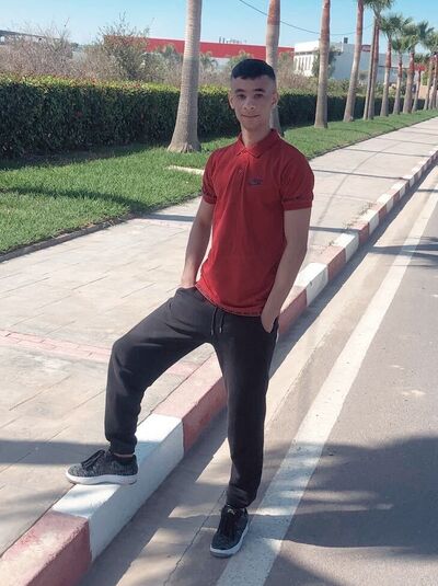  ,   Yassine, 19 ,   ,   