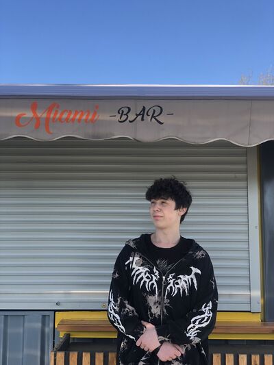  --,   , 22 ,   ,   