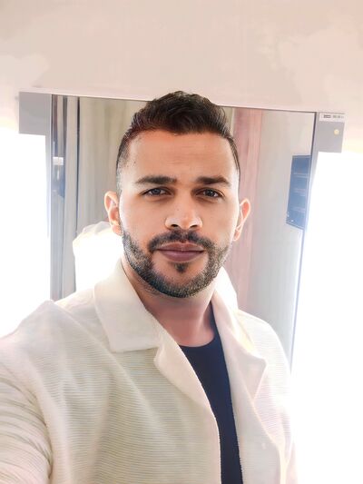  Gasse,   Rafael, 25 ,   ,   