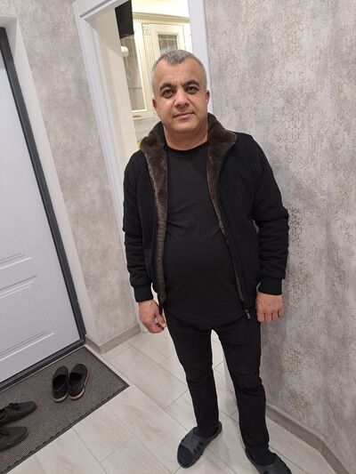  ,   Ruslan, 39 ,   ,   