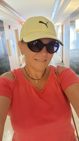  ,   Tatyana, 48 ,   ,   