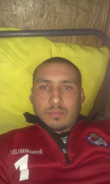 ,   Oleg, 40 ,   