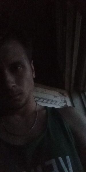  ,   Vlad, 25 ,   