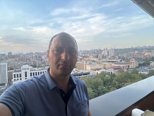  ,   Khachatur, 37 ,   ,   